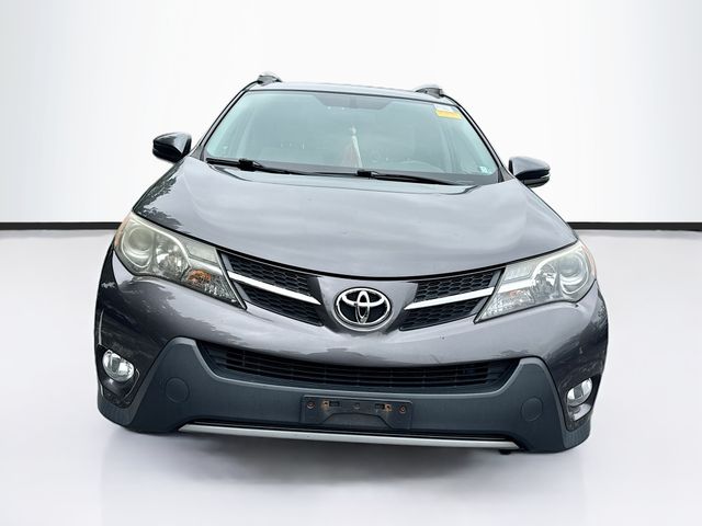 Used 2014 Toyota RAV4 XLE with VIN 2T3RFREV5EW151045 for sale in Jenkintown, PA