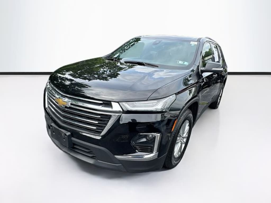 Used 2023 Chevrolet Traverse LT Cloth w/1LT SUV