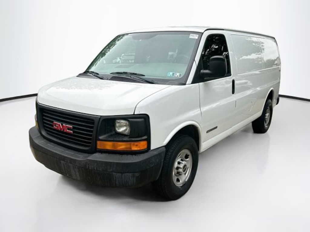 Used 2005 GMC Savana Standard Van G2500 Cargo Van