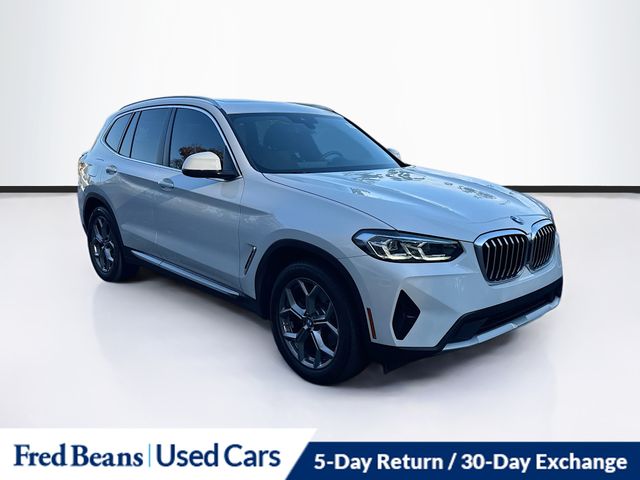2023 BMW X3 30i's photo