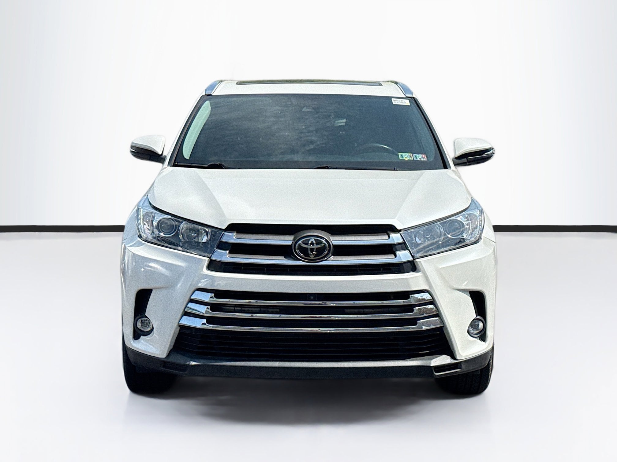 Used 2019 Toyota Highlander Limited Platinum with VIN 5TDDZRFH1KS930563 for sale in Jenkintown, PA