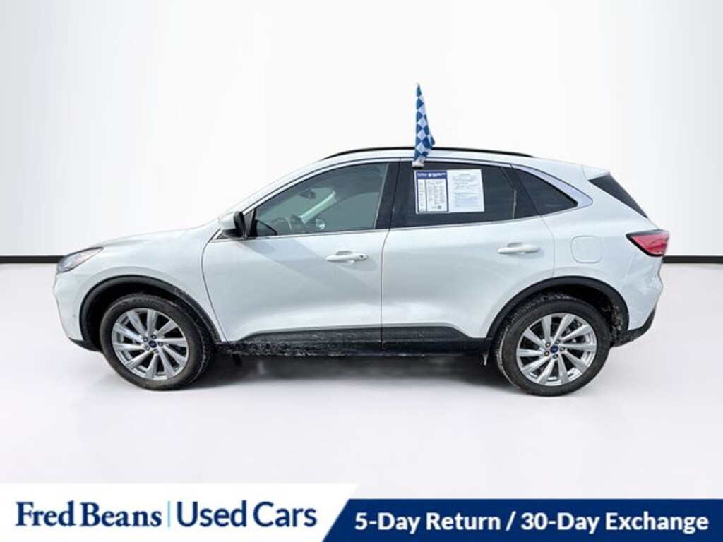 Used 2022 Ford Escape Titanium SUV