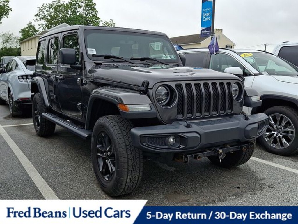 Used 2020 Jeep Wrangler Unlimited Sahara SUV