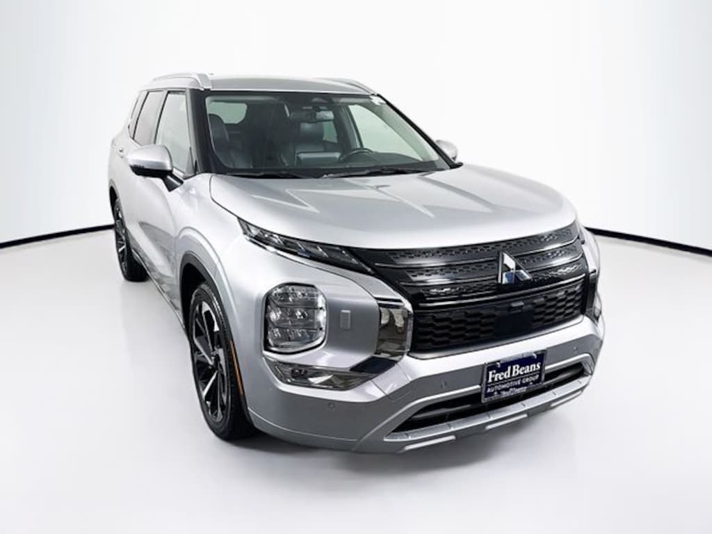 Used 2022 Mitsubishi Outlander SEL CUV