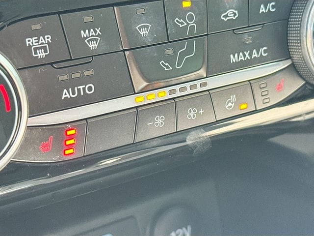 2022 Ford Escape SE - Photo 24