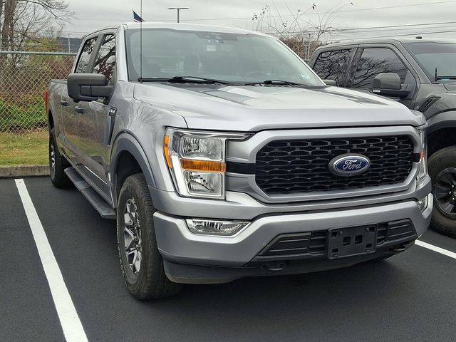 2021 Ford F-150 XL photo 2