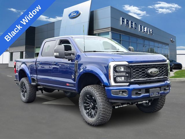 2026 Ford F-250 XLT Black Widow Truck Crew Cab