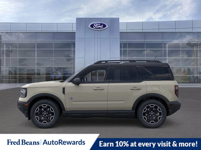 2025 Ford Bronco Sport Outer Banks photo 3