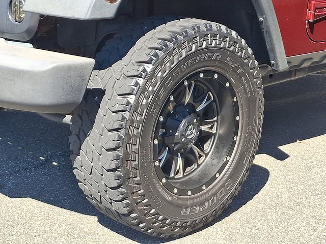 2010 Jeep Wrangler Unlimited Sport photo 3