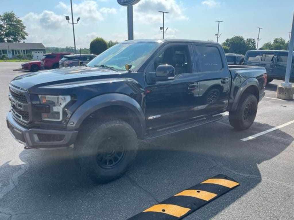 Certified 2017 Ford F-150 Raptor Truck SuperCrew Cab