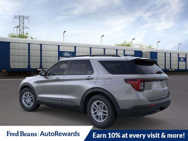 2026 Ford Explorer photo 2