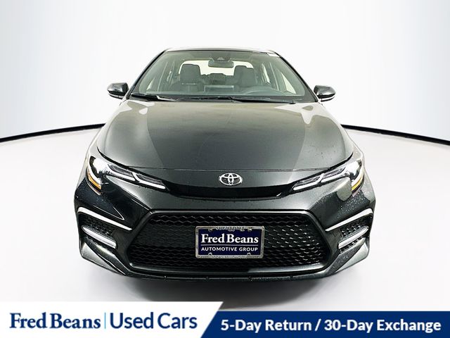 2022 Toyota Corolla SE photo 2