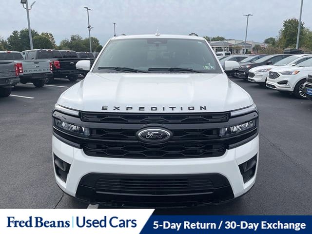 2023 Ford Expedition MAX Limited photo 2