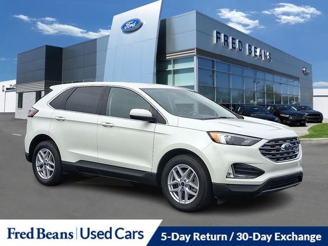 2022 Ford Edge SEL's photo