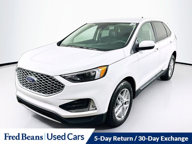 2024 Ford Edge SEL photo 3
