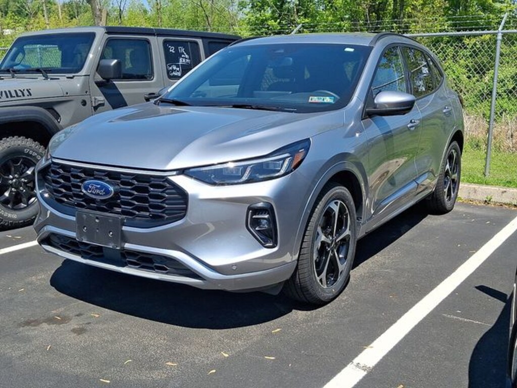Used 2023 Ford Escape Hybrid ST-Line Elite SUV