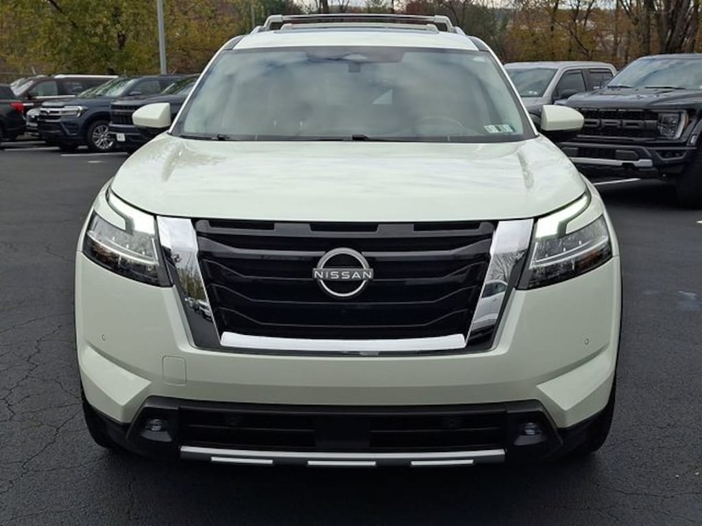 Used 2022 Nissan Pathfinder Platinum SUV