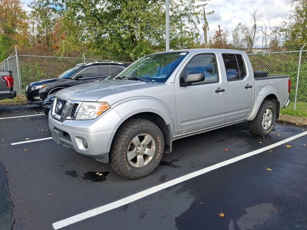 Used 2012 Nissan Frontier SV Truck Crew Cab