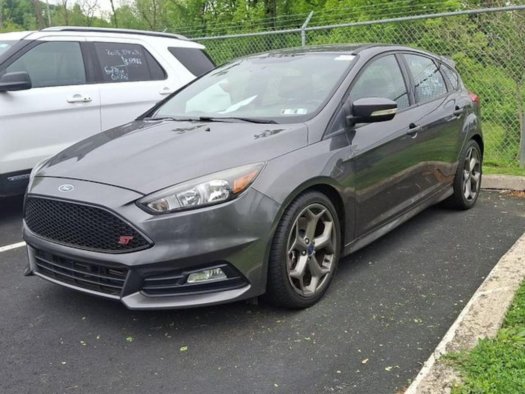 Used 2018 Ford Focus ST Hatchback