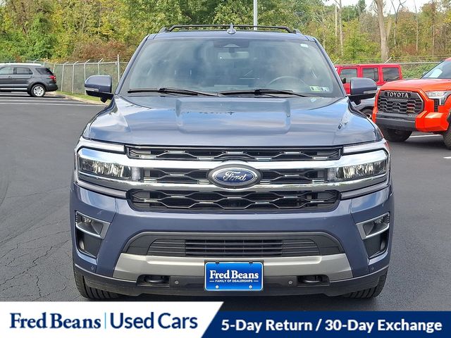 2022 Ford Expedition MAX Limited photo 2