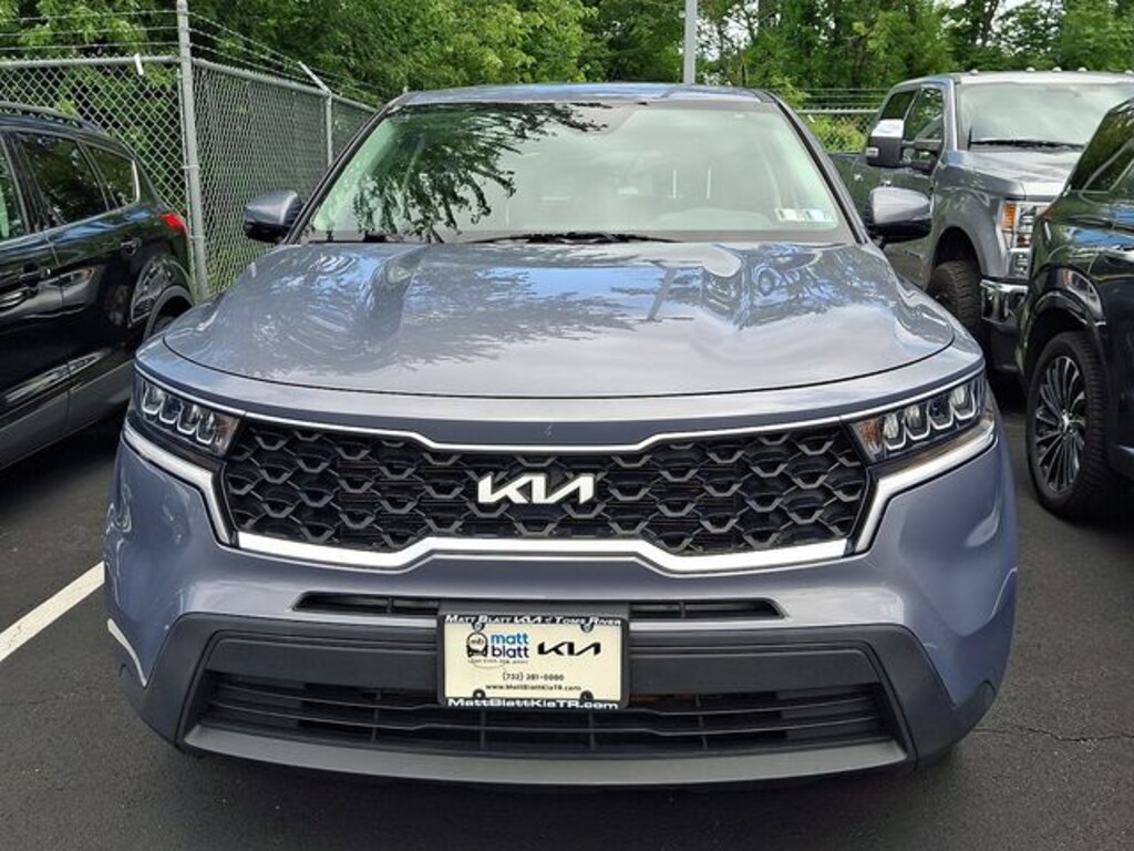 Used 2022 Kia Sorento LX SUV