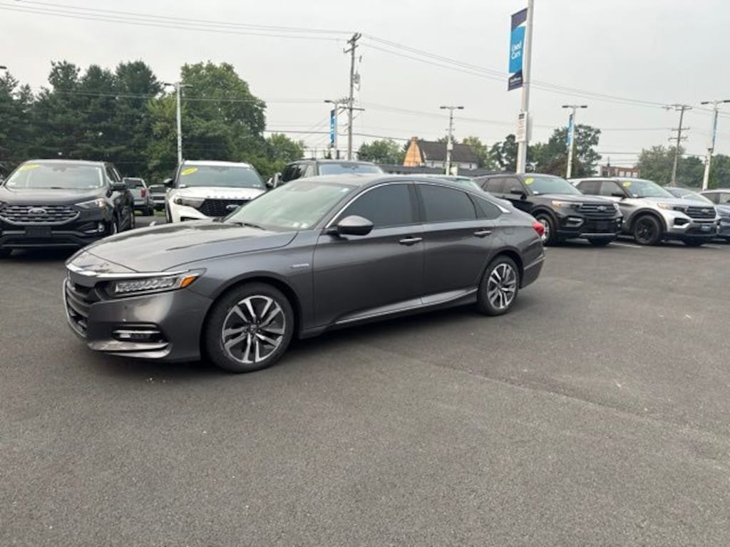 Used 2018 Honda Accord Hybrid Touring Sedan