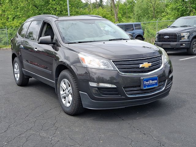 Used 2017 Chevrolet Traverse LS with VIN 1GNKRFKD4HJ322333 for sale in Boyertown, PA