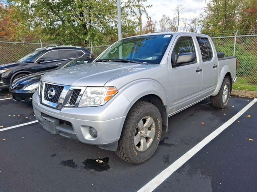 Used 2012 Nissan Frontier SV Truck Crew Cab
