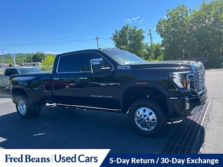 2025 GMC Sierra 3500HD Denali