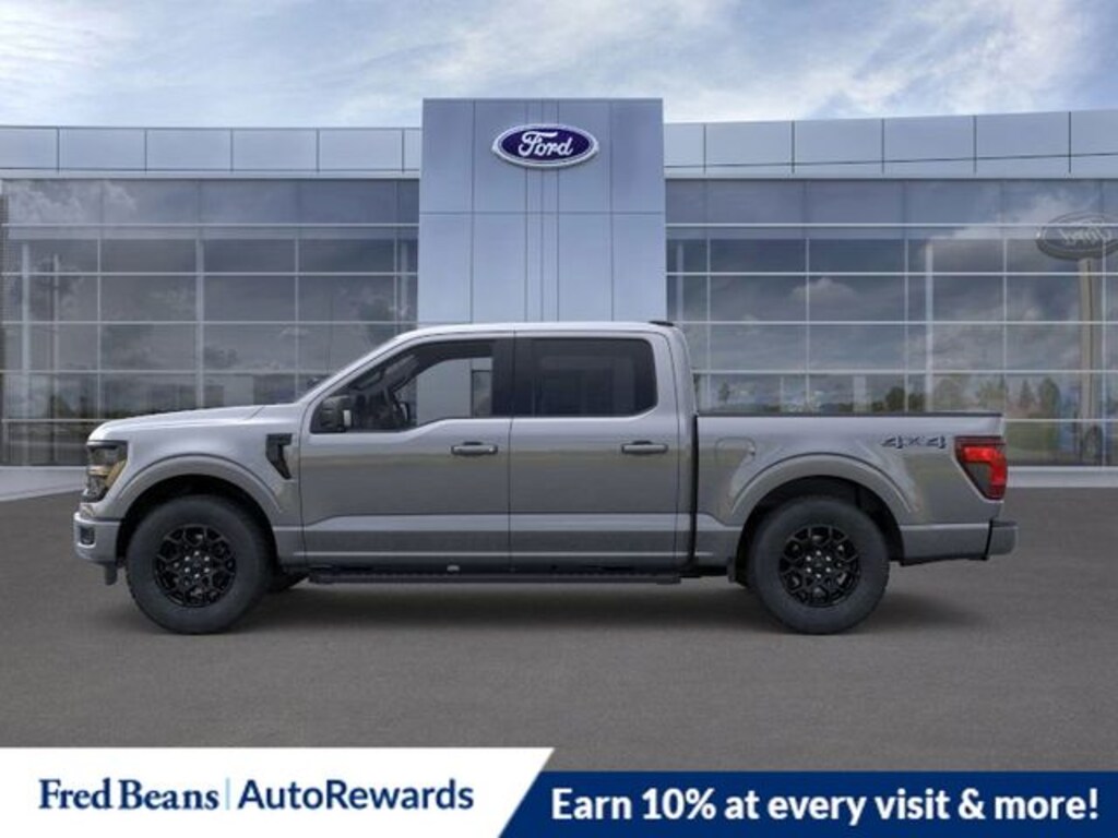 New 2025 Ford F-150 XLT Truck SuperCrew Cab