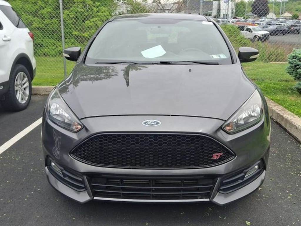 Used 2018 Ford Focus ST Hatchback