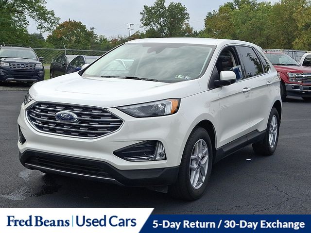 2022 Ford Edge SEL photo 4