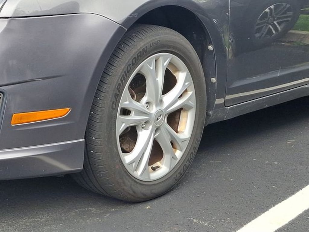 Used 2012 Ford Fusion SE Sedan