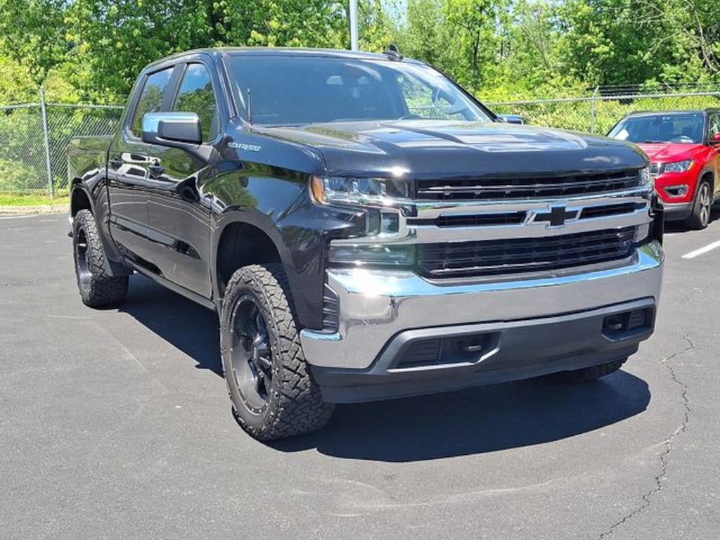 Used 2020 Chevrolet Silverado 1500 LT Truck Crew Cab
