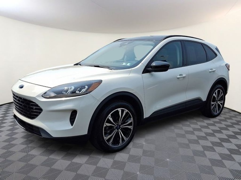 Used 2022 Ford Escape SE SUV