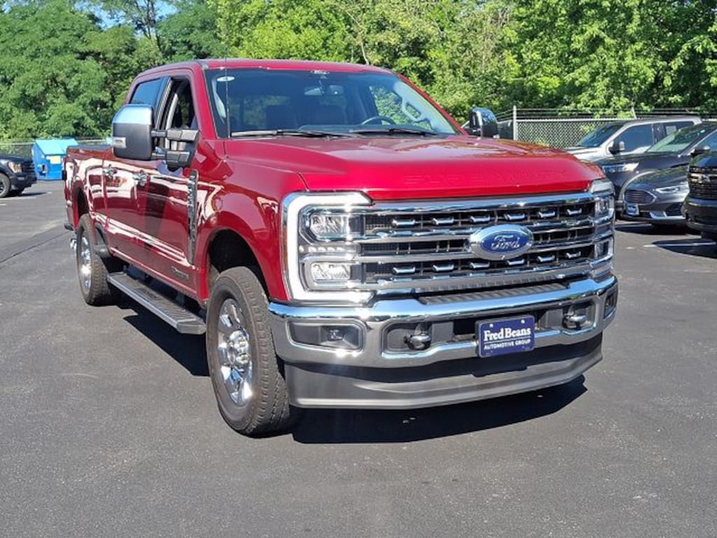 Used 2024 Ford F-250SD Lariat Truck Crew Cab