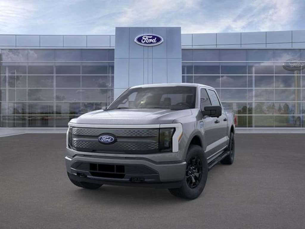 New 2025 Ford F-150 Lightning XLT Truck SuperCrew Cab