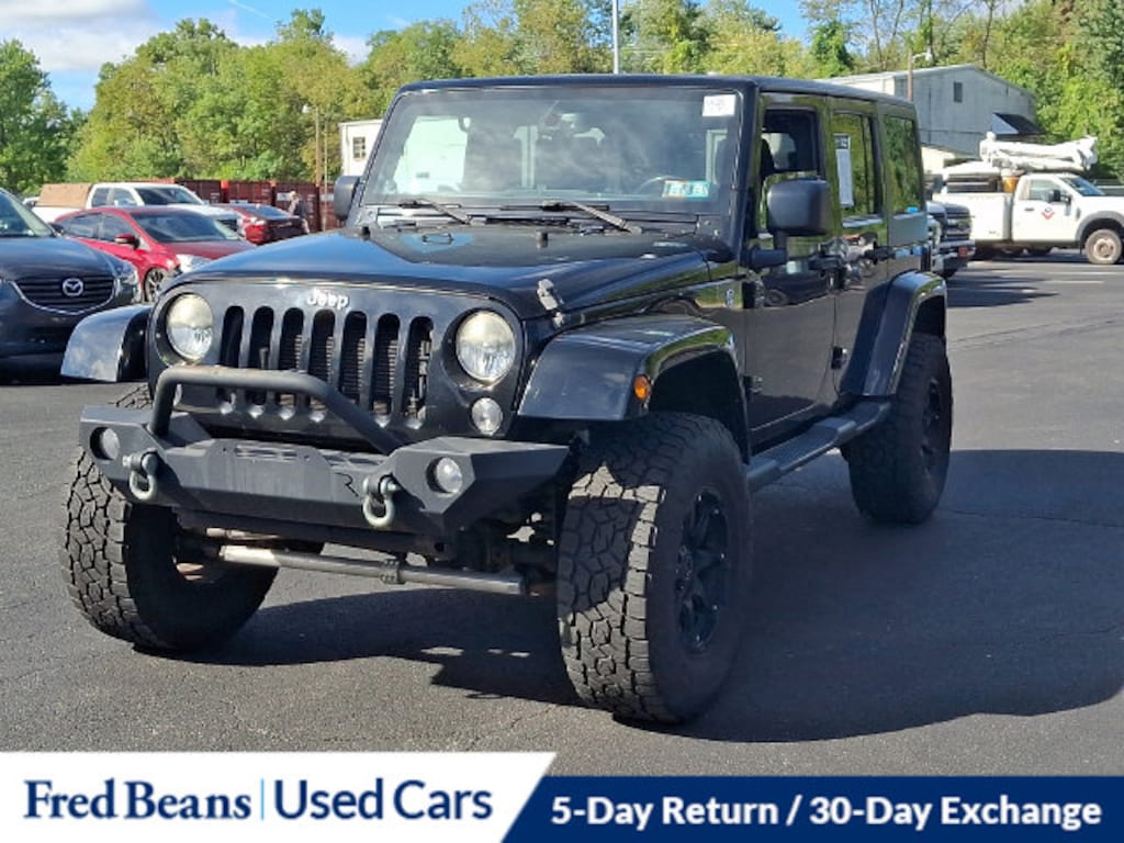Used 2014 Jeep Wrangler Unlimited Sahara SUV