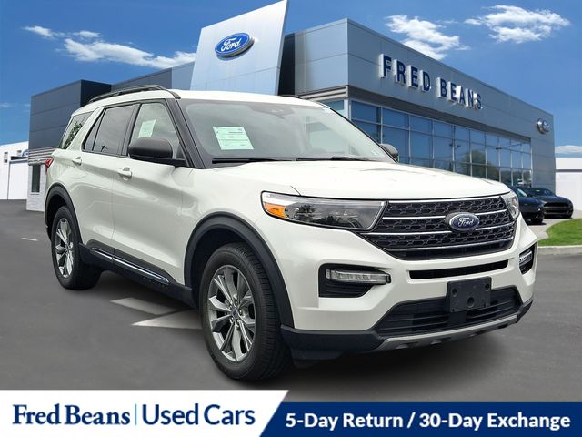 2023 Ford Explorer XLT 4WD's photo