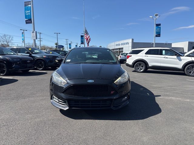 Used 2017 Ford Focus ST with VIN 1FADP3L97HL301440 for sale in Boyertown, PA