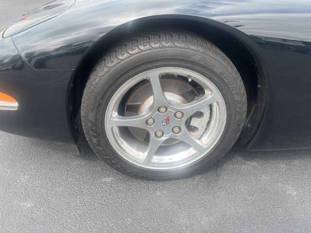 2002 Chevrolet Corvette Base Convertible photo 3