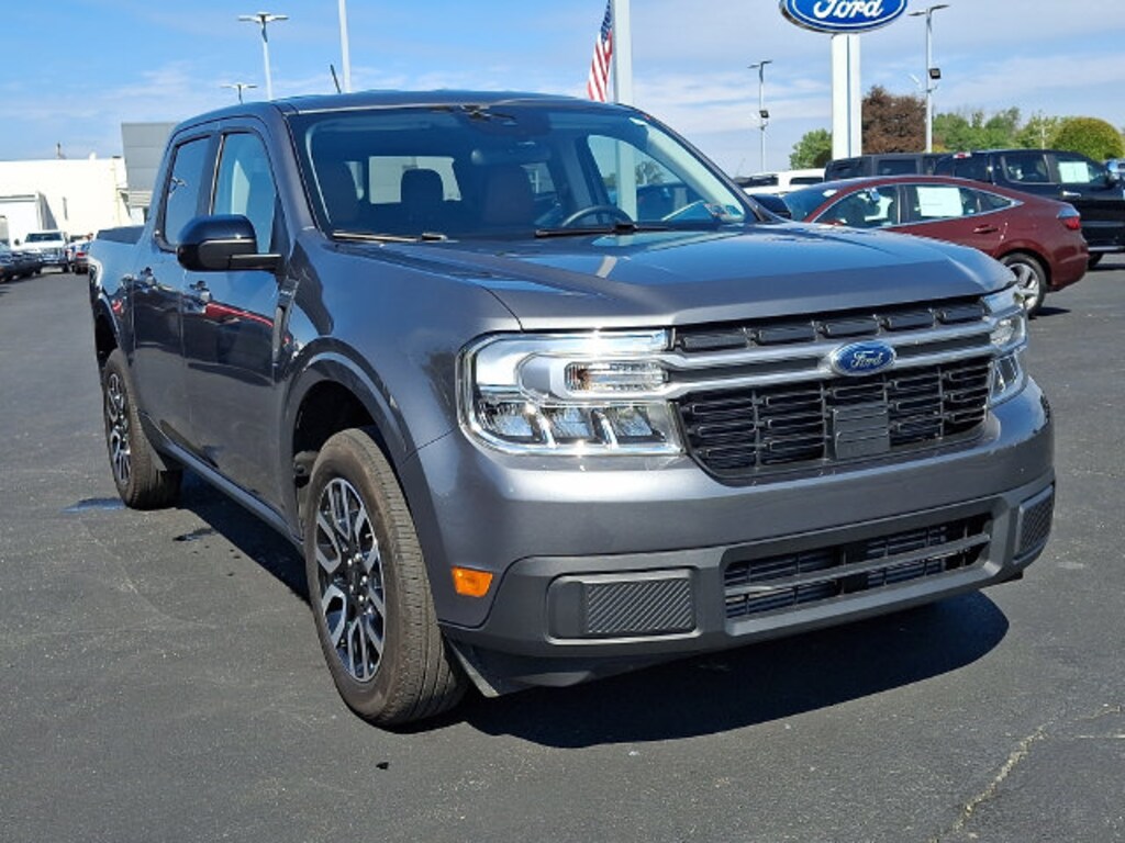 Used 2024 Ford Maverick Lariat Truck SuperCrew