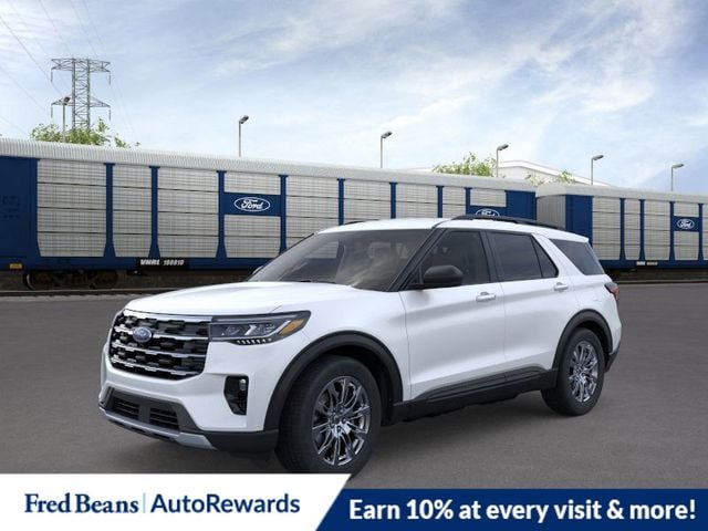 2026 Ford Explorer Active's photo