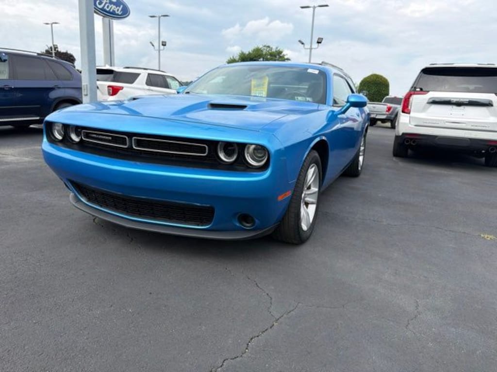 Used 2023 Dodge Challenger SXT Coupe