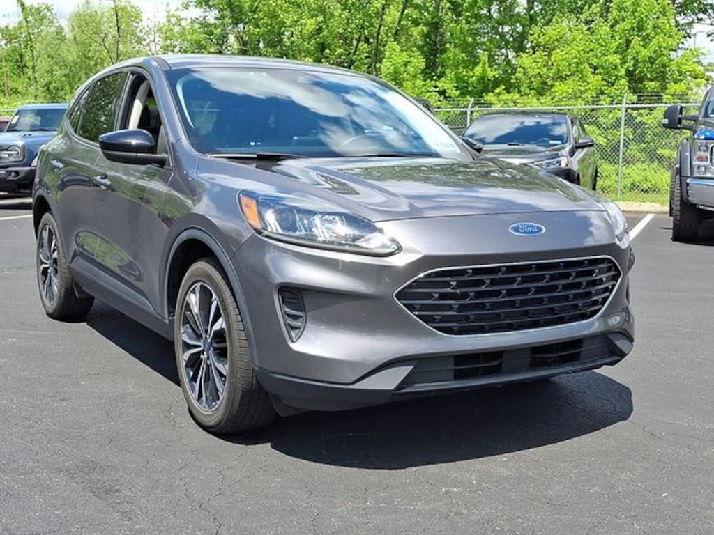 Used 2021 Ford Escape Hybrid SE SUV