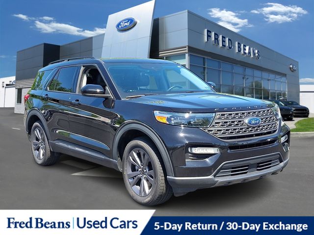 2022 Ford Explorer XLT 4WD's photo