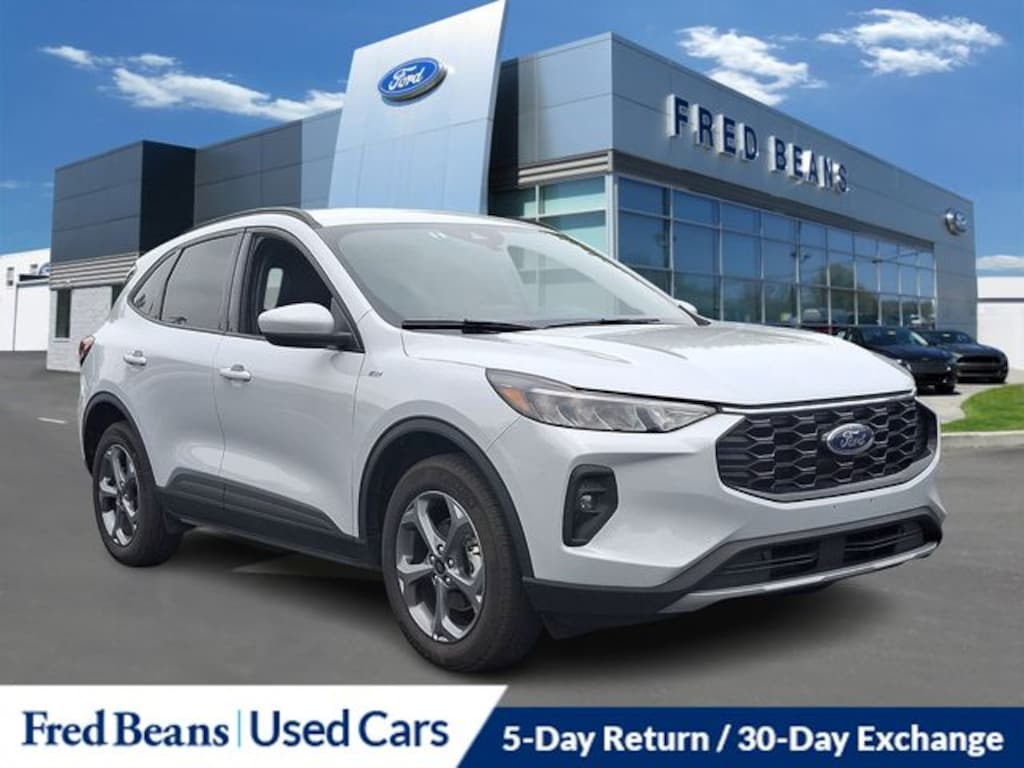 Used 2025 Ford Escape ST-Line Select SUV