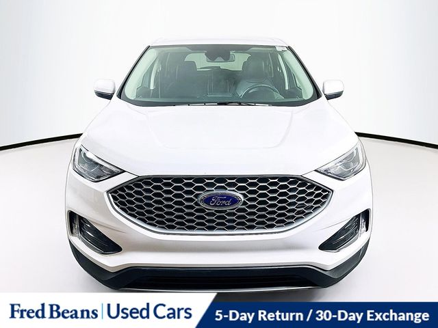 2024 Ford Edge SEL photo 2