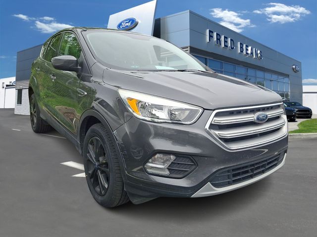 2017 Ford Escape SE's photo