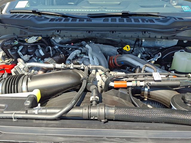 2026 Ford F-350 Super Duty Platinum - Photo 34